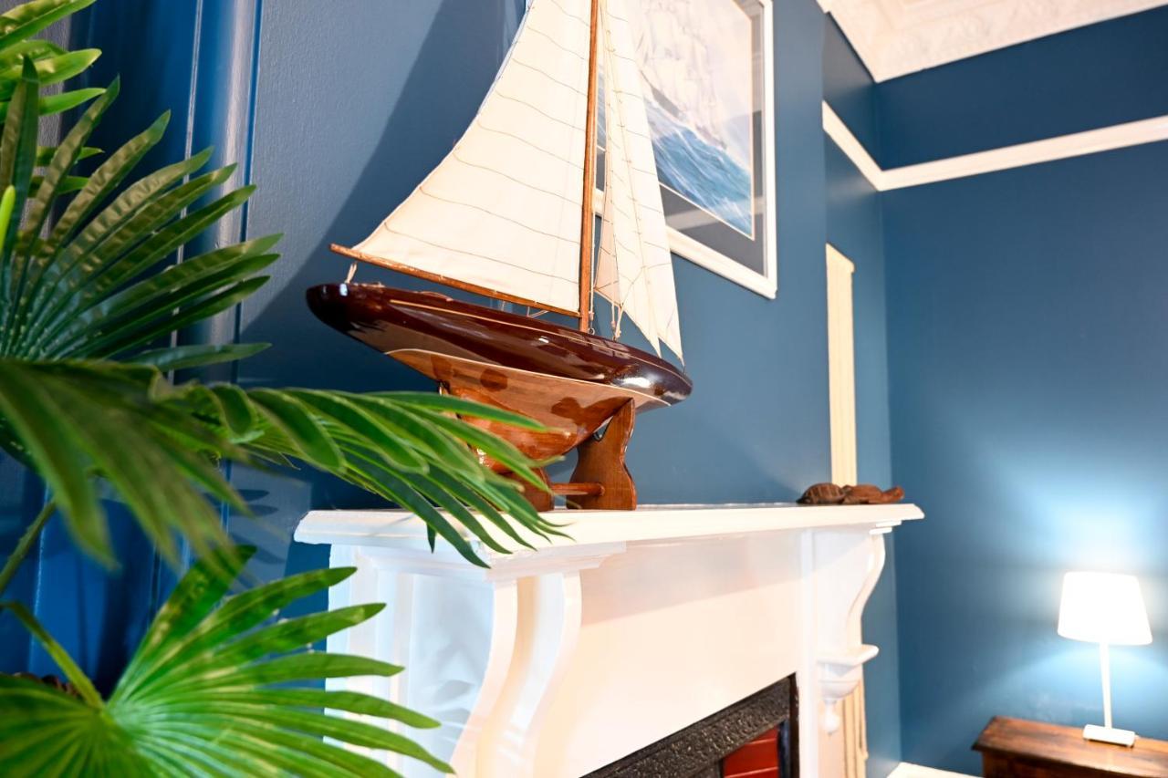Manly Waves Studios & Apartments Sydney Bagian luar foto