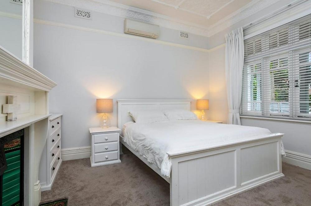 Manly Waves Studios & Apartments Sydney Bagian luar foto
